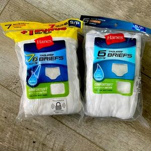 Two packs of boys hanes briefs
